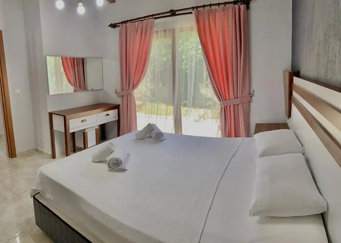Likya Akik 2+1 Villa, Oezel Havuzlu Vila *